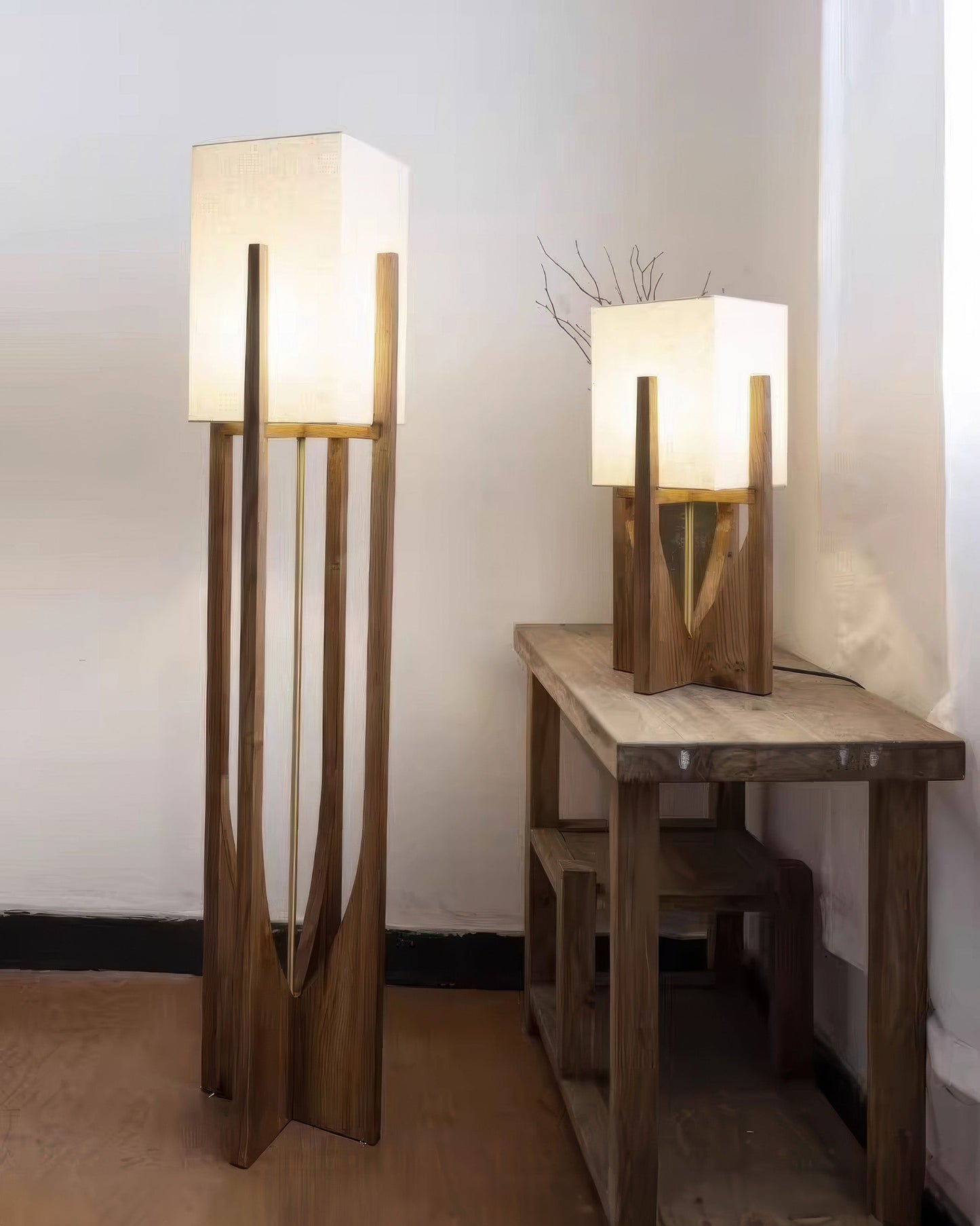 Chloé Minimalistische Vloerlamp - Massief Walnotenhout