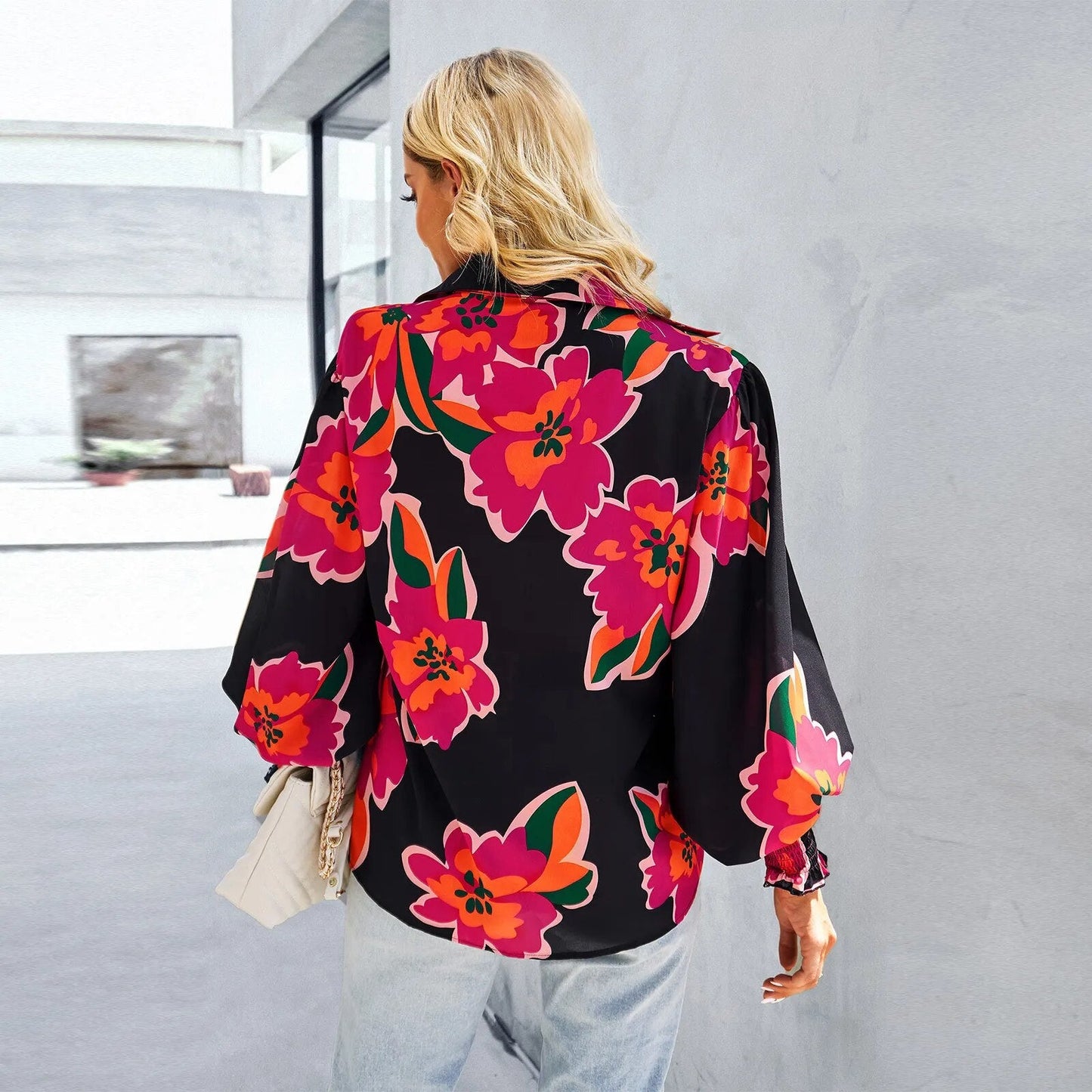Damesblouse Flora met Bloemenprint