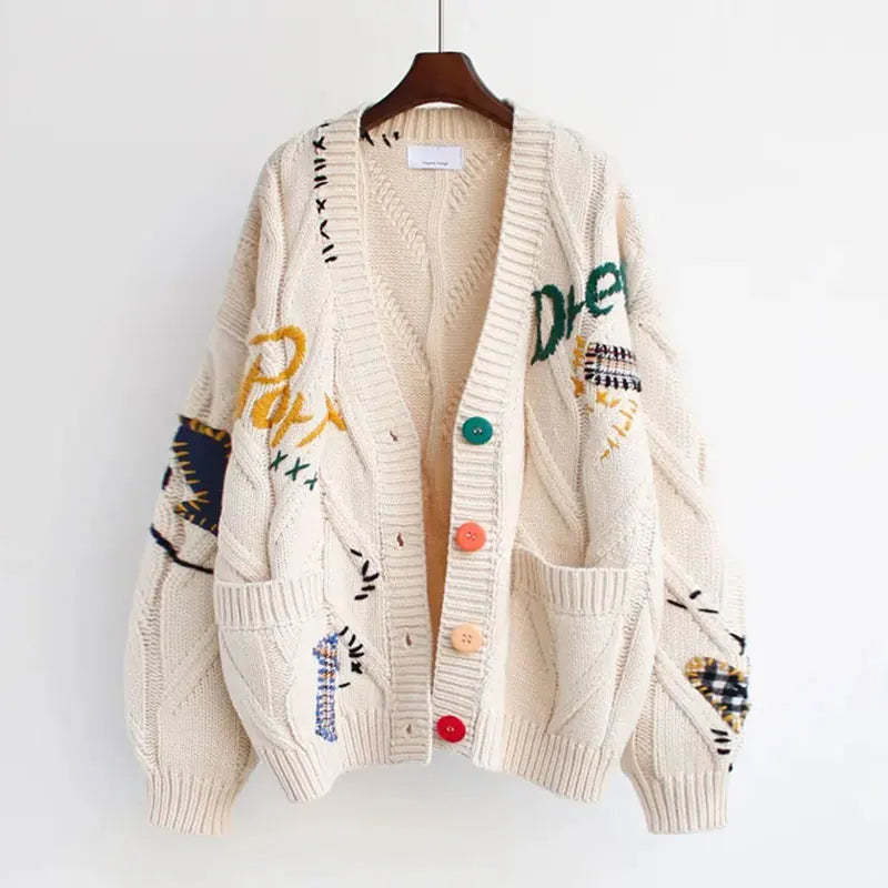Damesvest met Patchwork Borduursel en V-hals