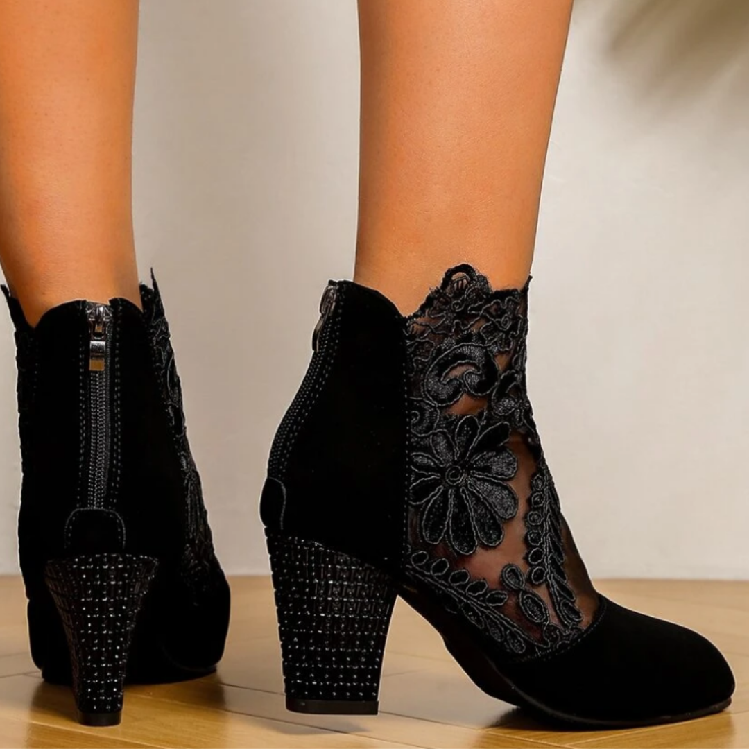 Felicia Geborduurde Kant Hoge Hakken Schoenen