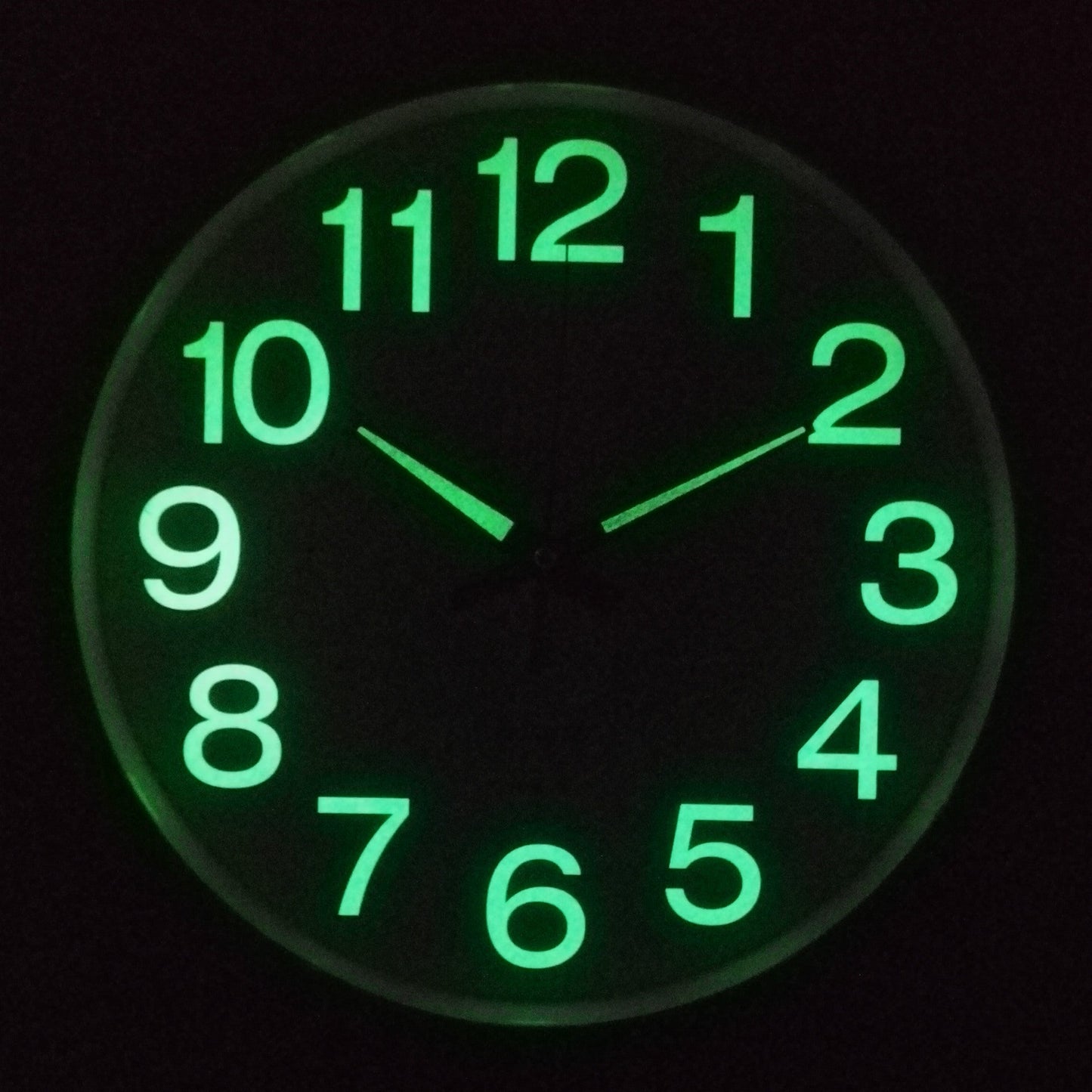 Geruisloze Wandklok Kansas City - Nachtverlichting 30 cm