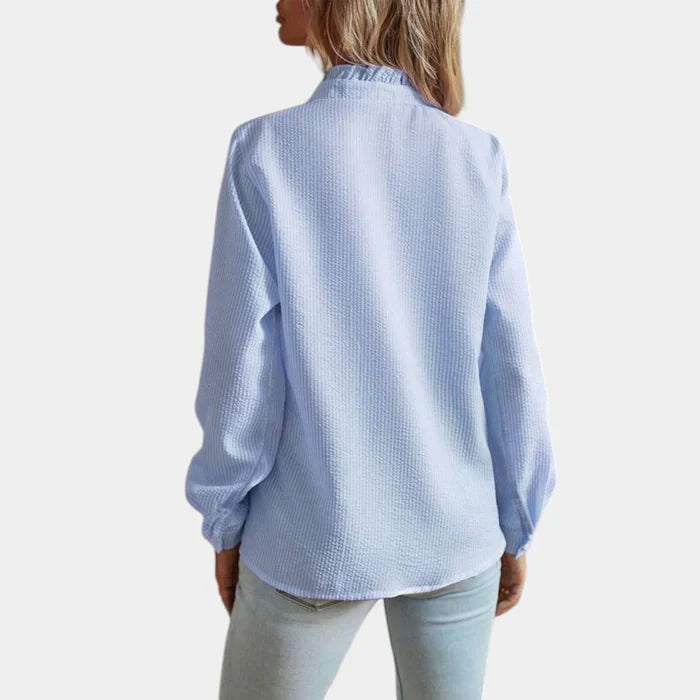 Gestreepte Damesblouse met Ruches en Knoopsluiting