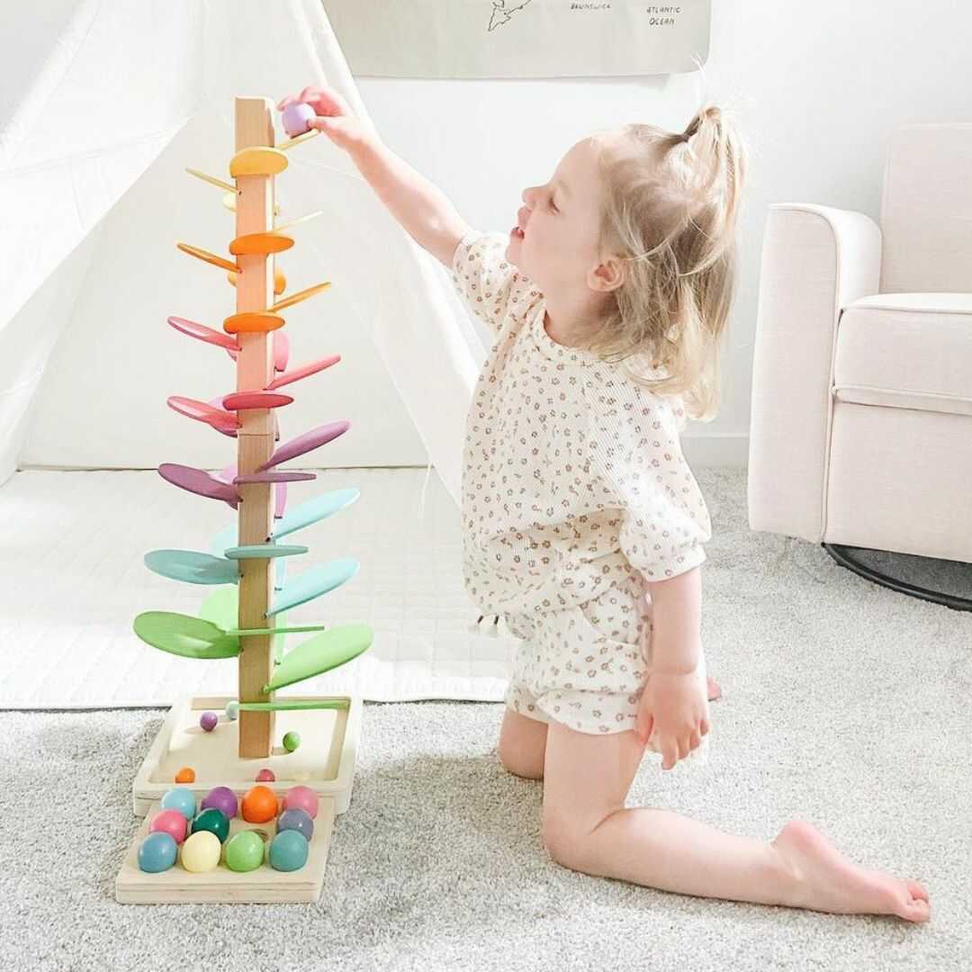 Interactieve Regenboog Knikkerbaan voor Kinderen