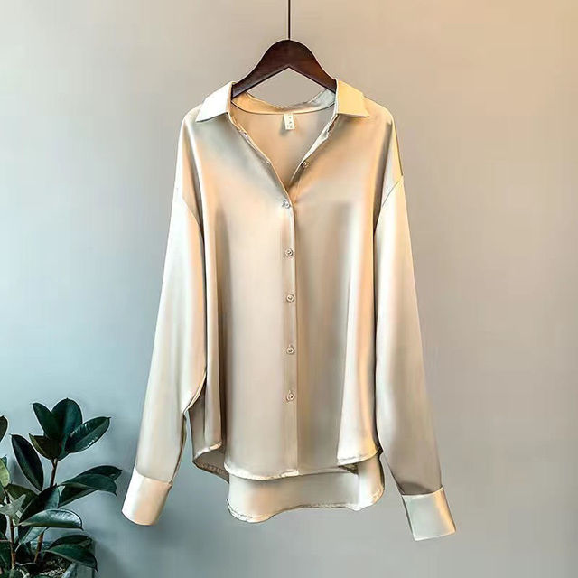 Satijnen Blouse met Klassieke Kraag