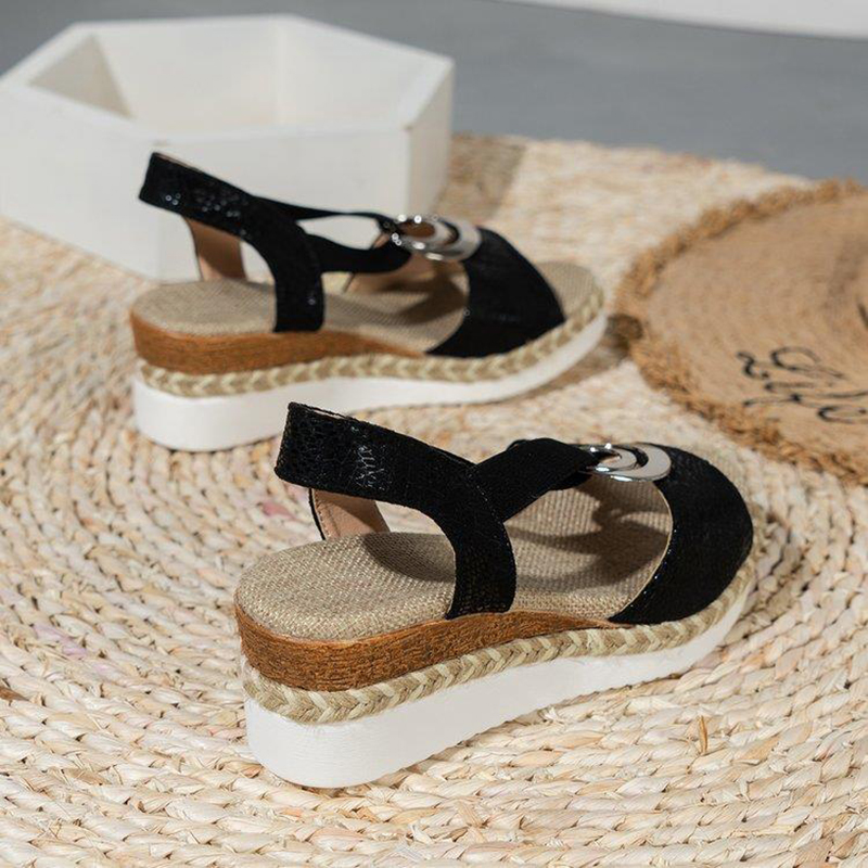 Stijlvolle Zomer Wedges met Slangenprint