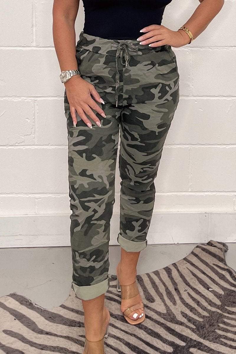 Stijlvolle dames camouflagebroek - Luxe Comfort