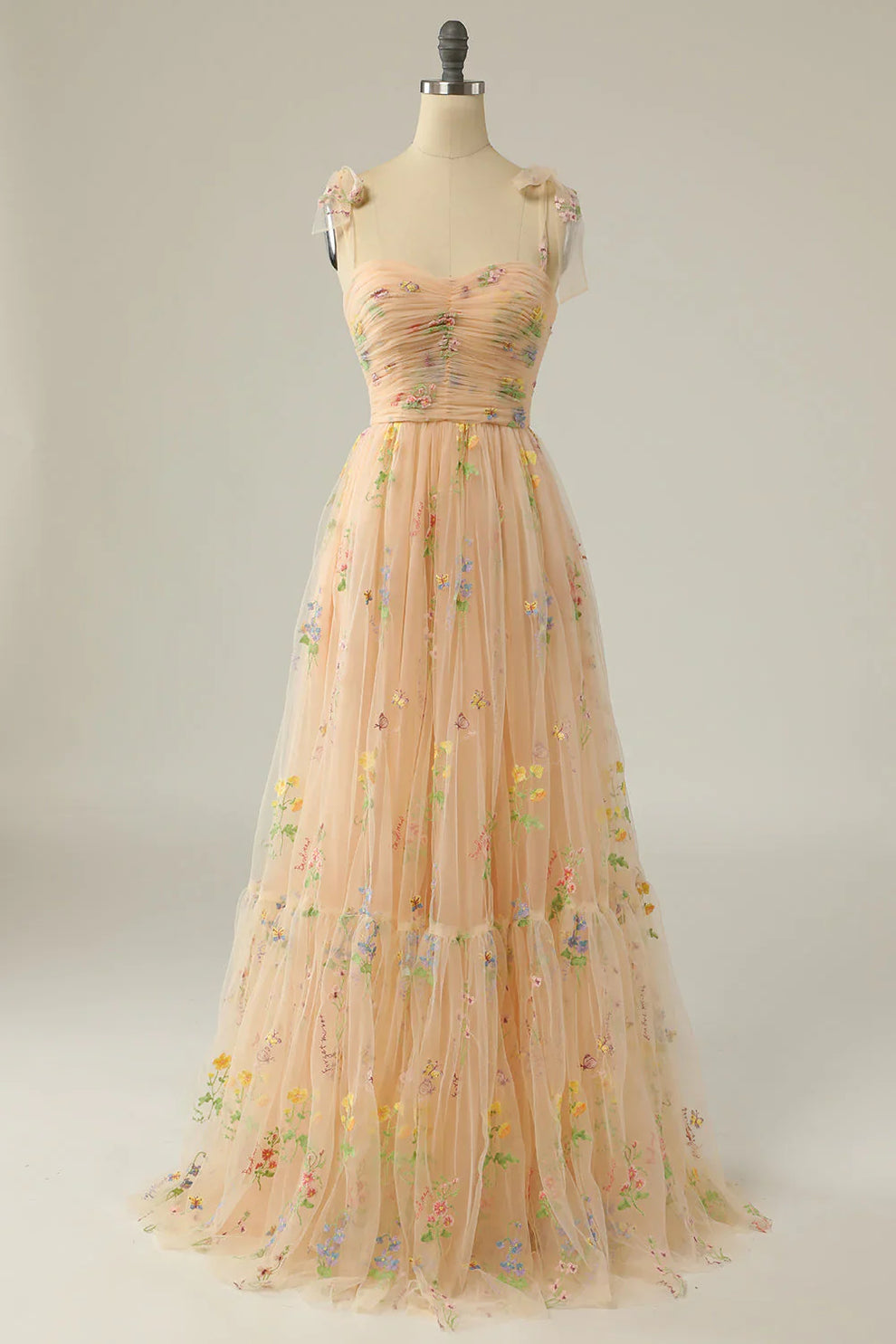 Tulle Baljurk met Bloemenborduursel