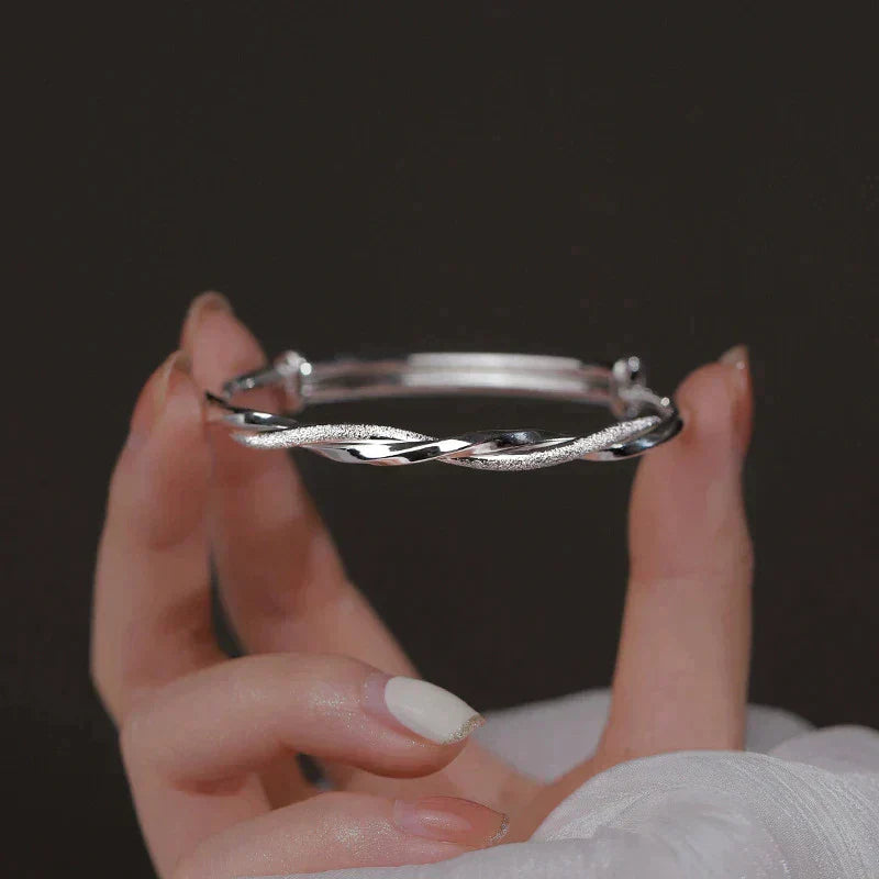 Zilveren Gedraaide Armband - Elegant Design