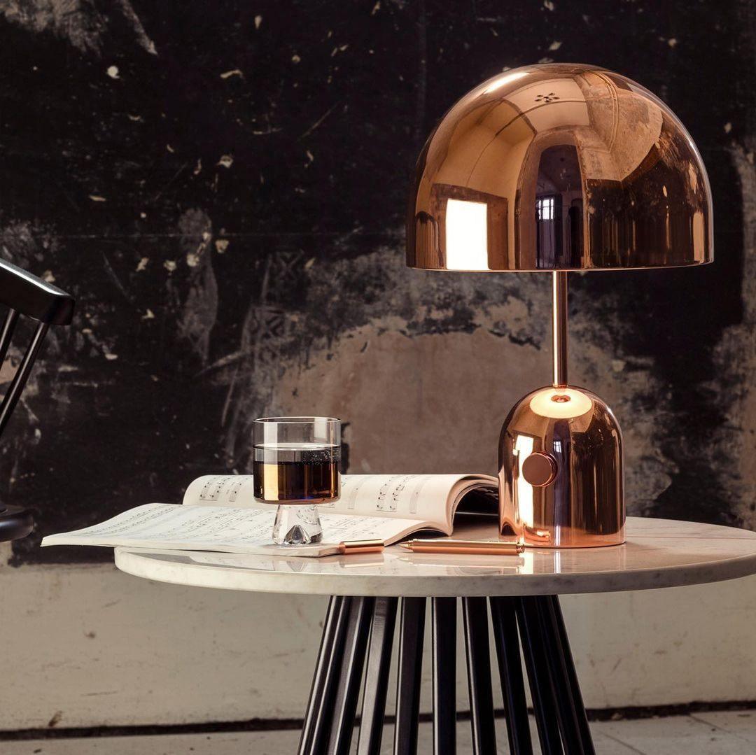 ChimeLamp™ – Elegante Tafellamp met Klokvormig Design