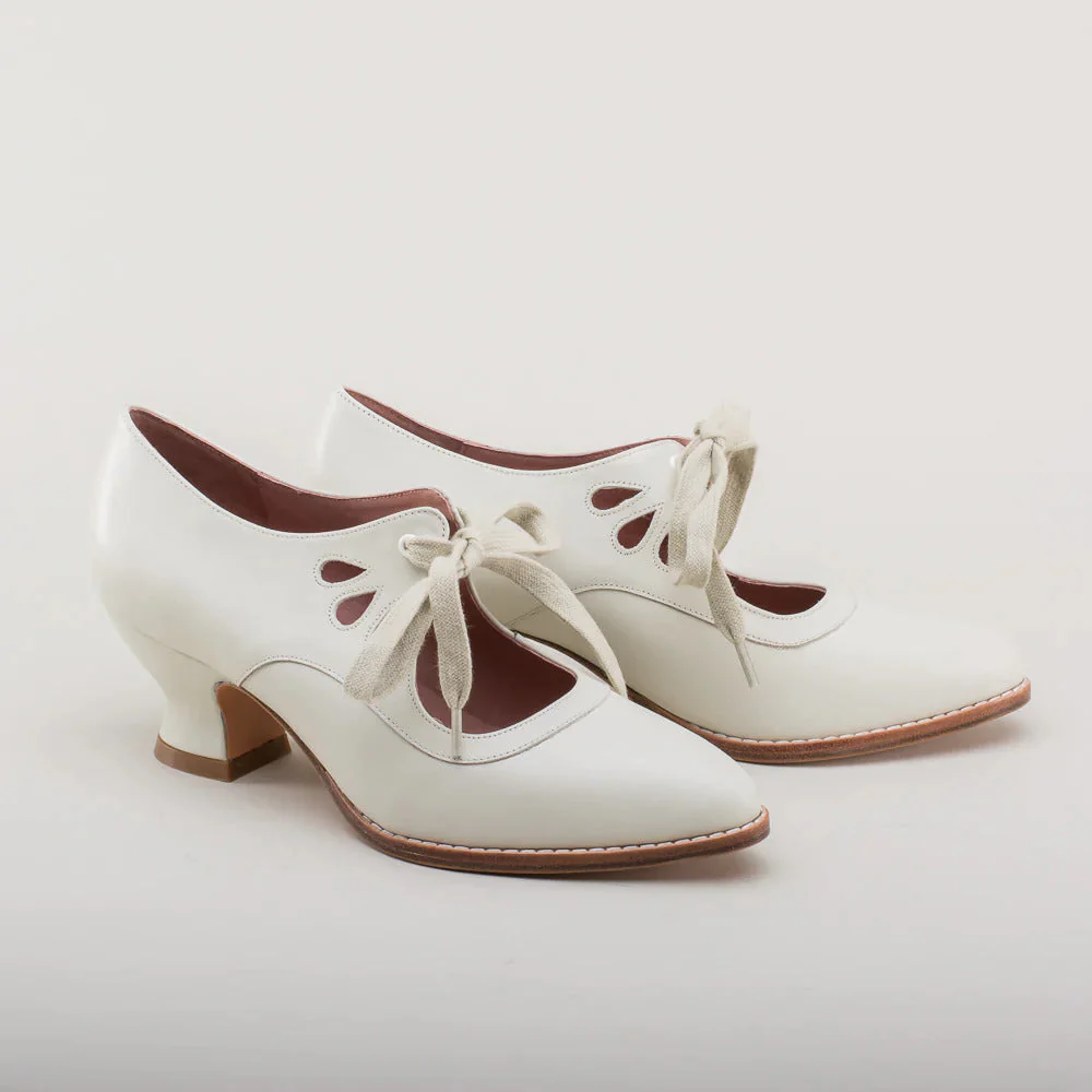 Elegant en Stijlvol Medium Hak Dames Schoen