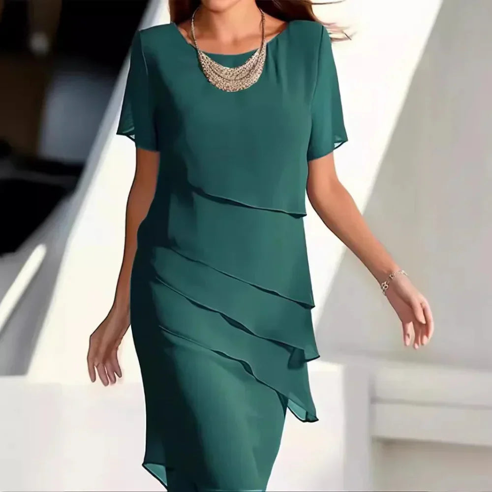 Elegante Chiffon Jurk met Gelaagde Details