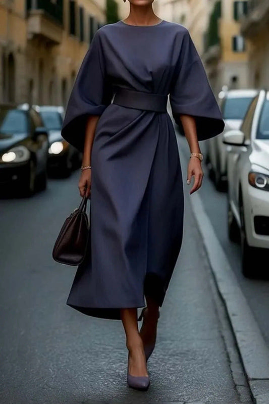 Elegante Midi Jurk met Luxe Details
