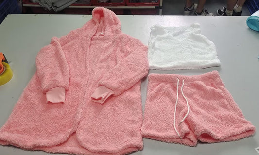 Fluwelen Pyjamaset met Lange Mouwen en Short