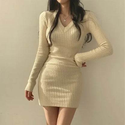 Gebreide V-Hals Jurk - Elegant Comfort