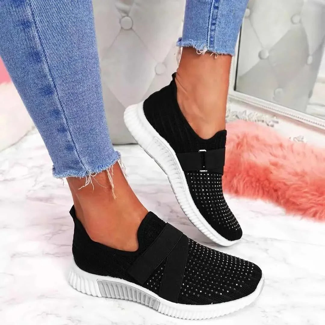 Gwen Elegante Dames T-Strap Flats