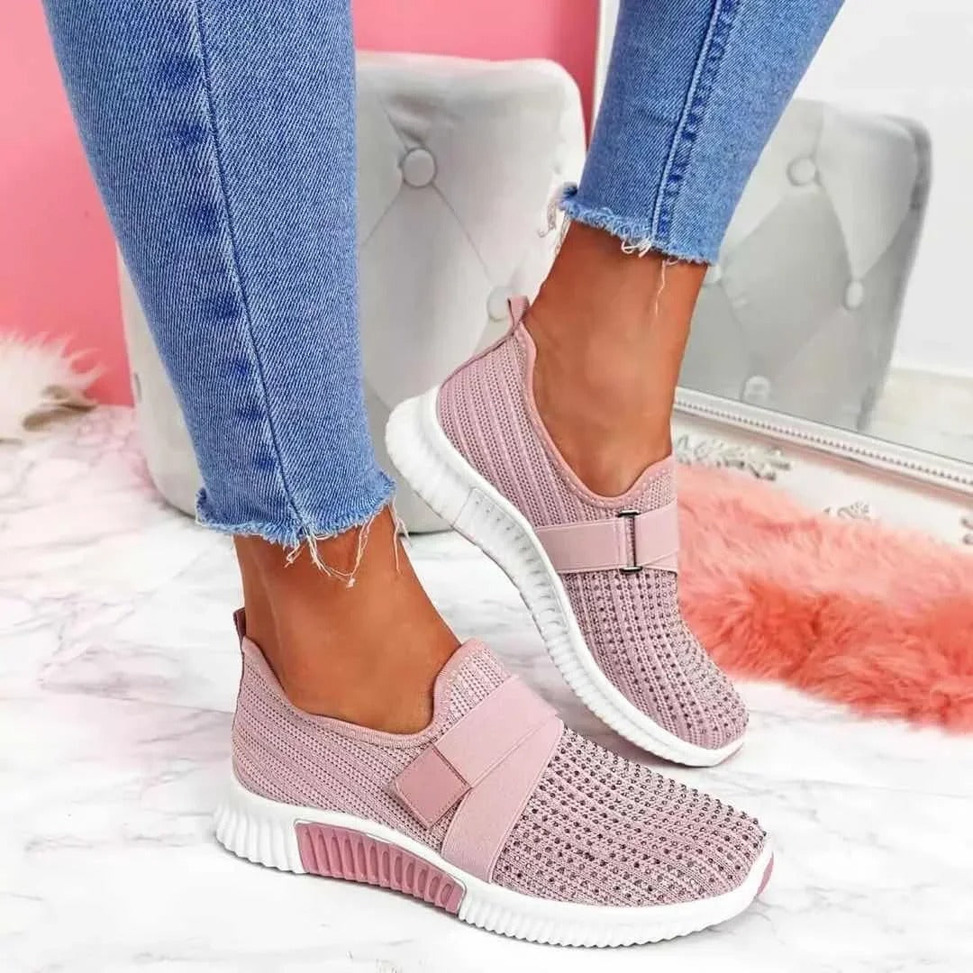 Gwen Elegante Dames T-Strap Flats