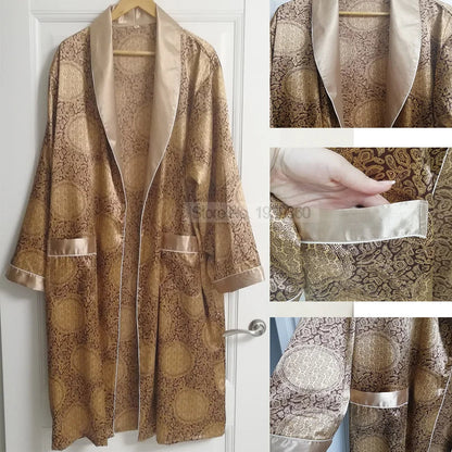 Luxe Satijnen Herenbadjas met Gouden Print