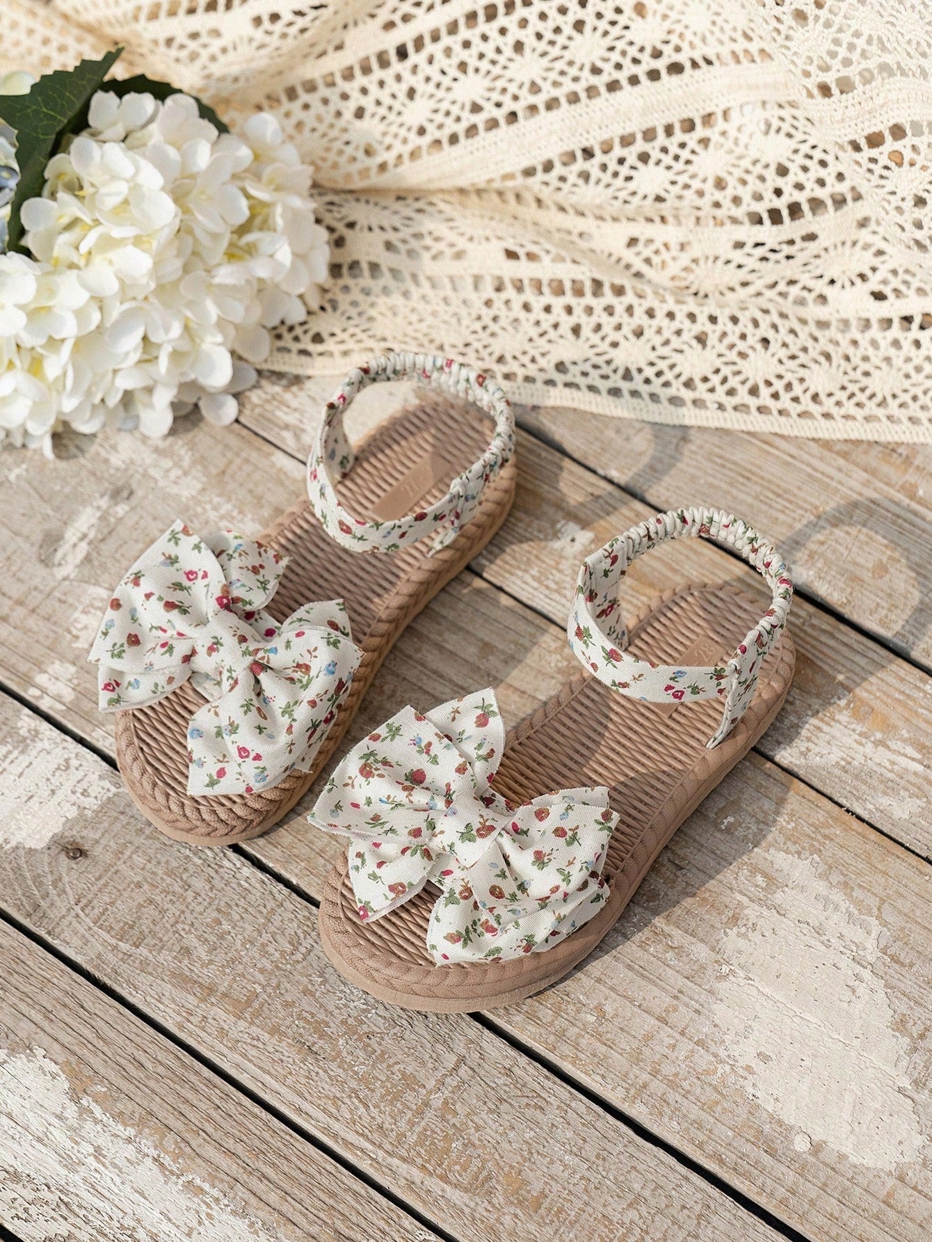Matchende Moeder-Dochter Sandalen met Strik