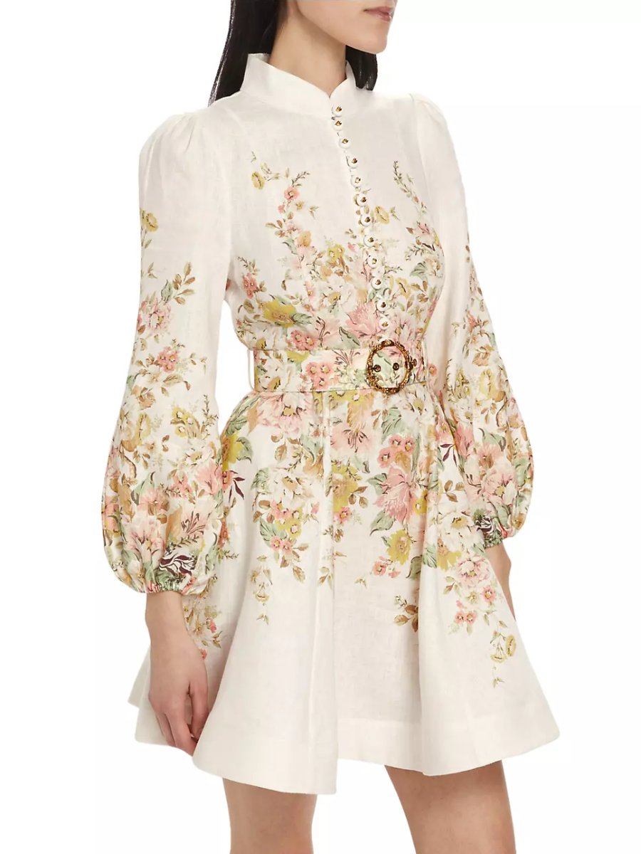 Mini-jurk met bloemenprint en knoopjes