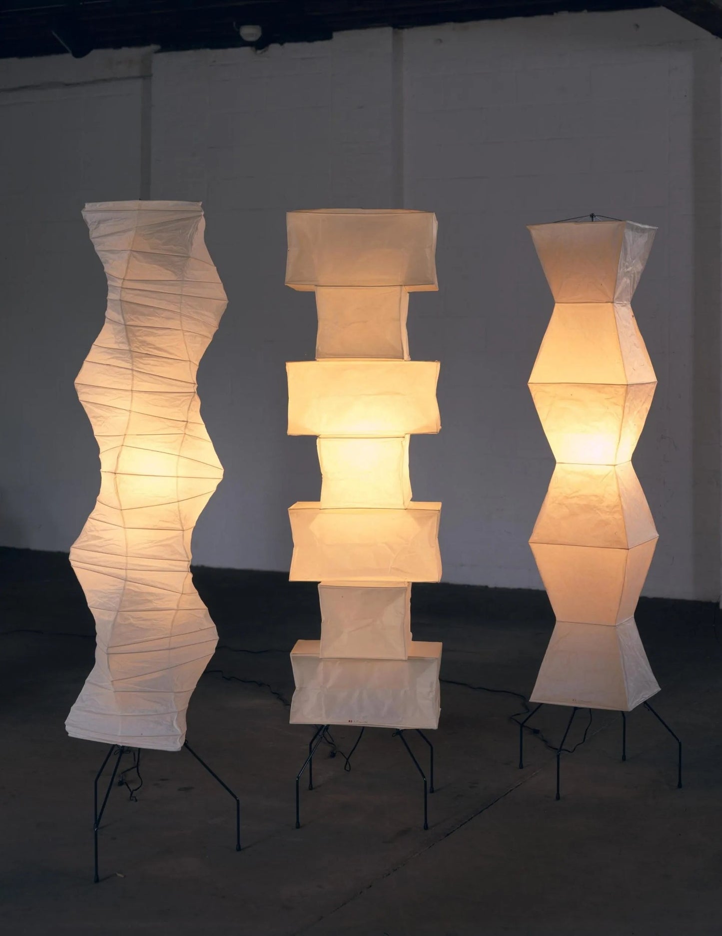 Rijstpapieren Vloerlamp met Tripod Frame
