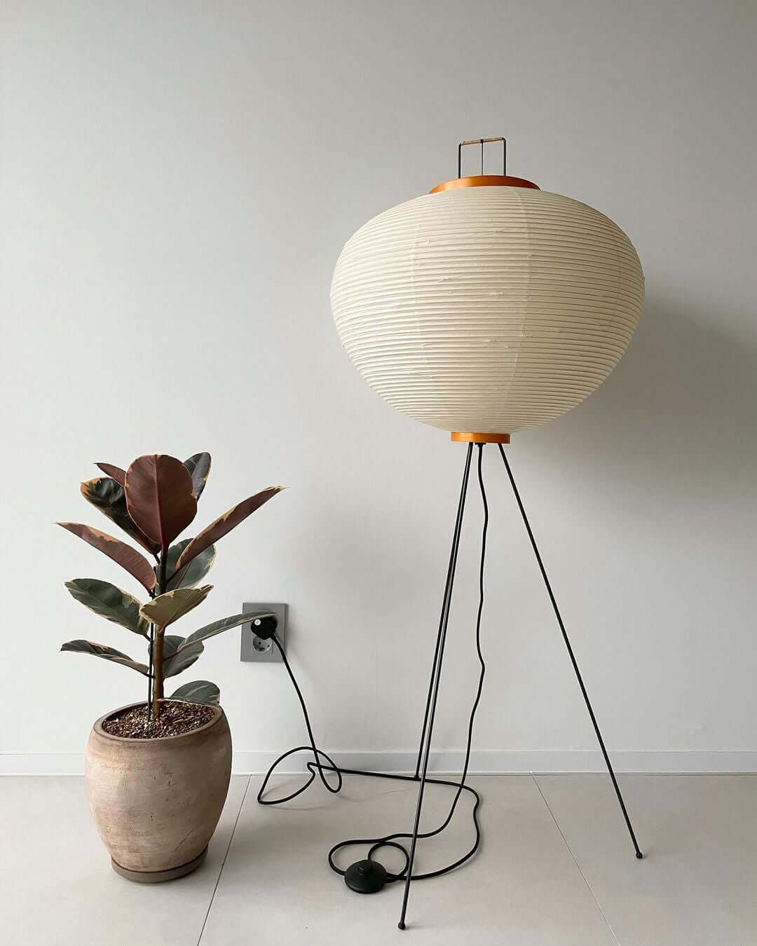 Rijstpapieren Vloerlamp met Tripod Frame