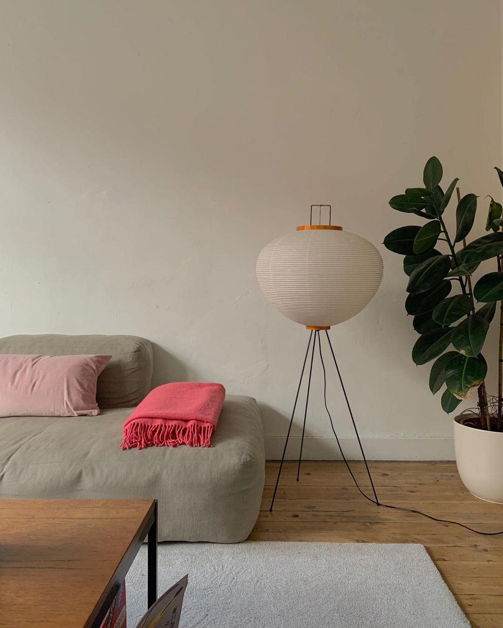 Rijstpapieren Vloerlamp met Tripod Frame