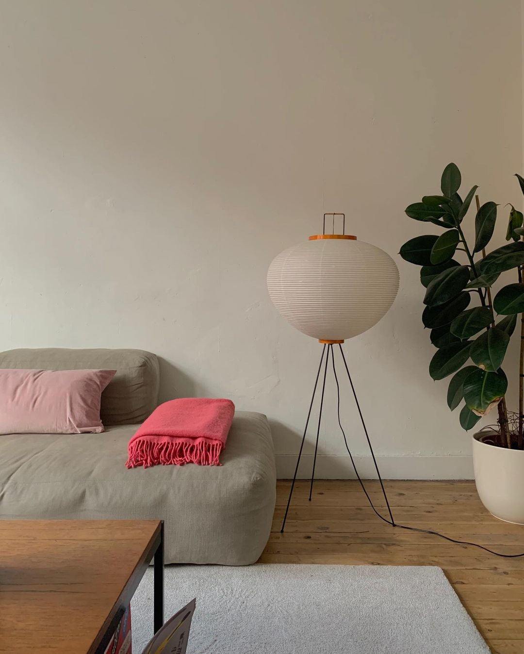 Rijstpapieren Vloerlamp met Tripod Frame