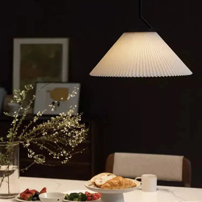 CremeNord - Elegante Geplooide Hanglamp voor een Warme Sfeer