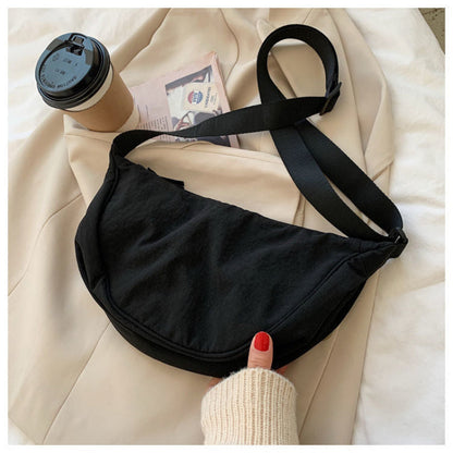 Tegan – Elegante Gebogen Dames Schoudertas