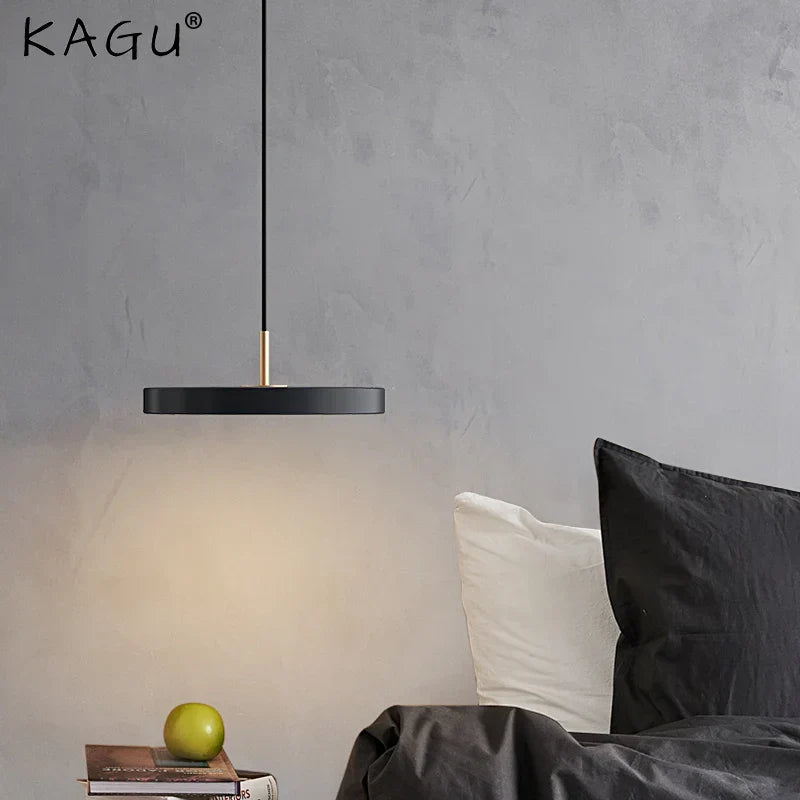 MetalGlow - Lampe suspendue LED en métal UFO pour un éclairage moderne