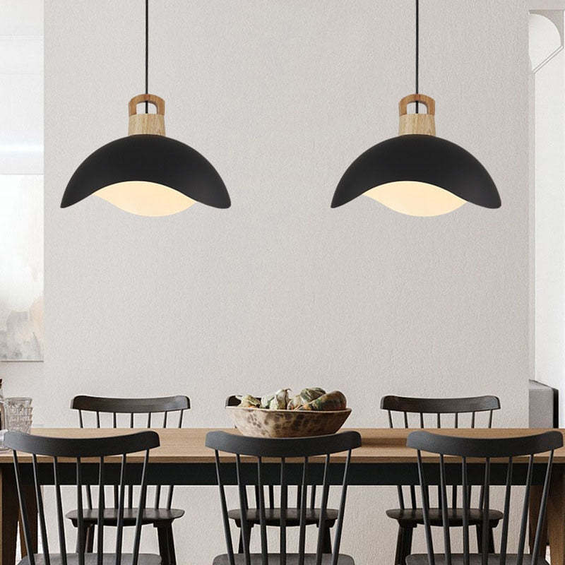 EleganteLuxe - Vintage Hanglamp in Zwart Metaal voor Sfeer en Stijl