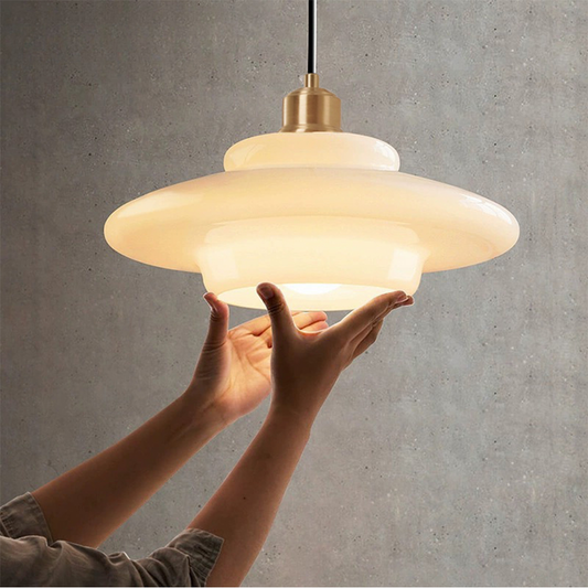 PureLuxe™ – Elegante Witte Glazen Hanglamp