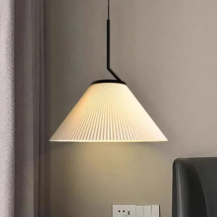 CremeNord - Elegante Geplooide Hanglamp voor een Warme Sfeer